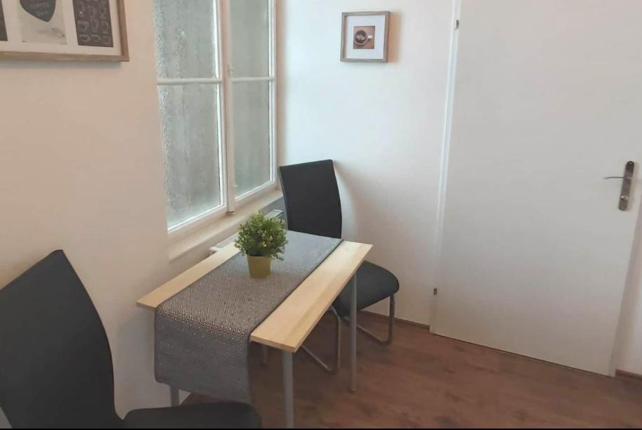 Cozy New Apartment Near Hannovermarkt Виена Екстериор снимка